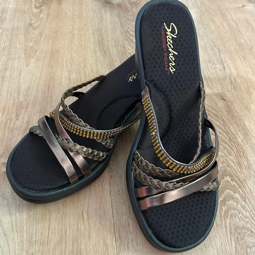 Skechers Womens Wedge Sandal Bronze Rhinestone Braided Strappy Sandals 10